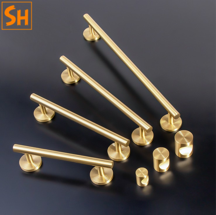 Tay nắm tủ quần áo bằng đồng nguyên chất sang trọng HK0337 Tay nắm tủ quần áo bằng đồng nguyên chất sang trọng HK0337
