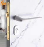 Khóa cửa phân thể tay gạt hiện đại FTR303 a