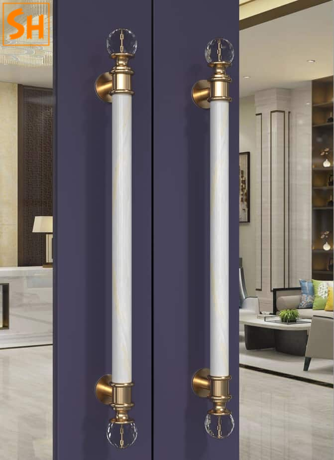 Tay nắm cửa chính thiết kế hai đầu pha lê độc đáo A-893 Tay nắm cửa chính thiết kế hai đầu pha lê độc đáo A-893