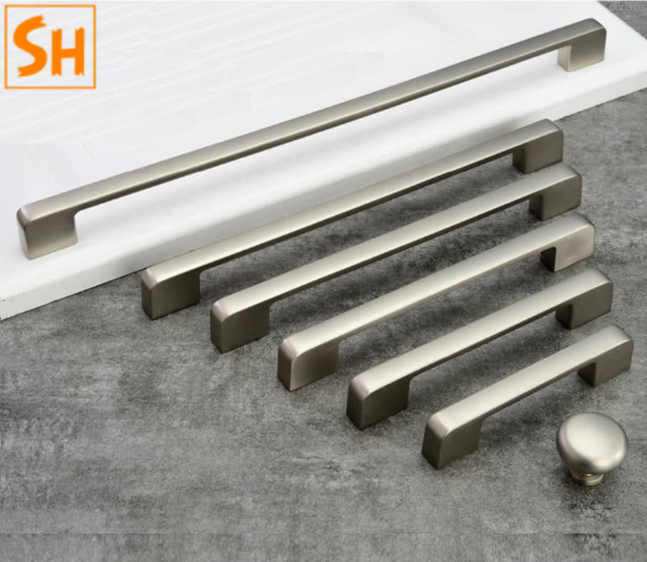 Stylehome - Tay nắm tủ hợp kim kẽm tối giản màu ánh bạc SH748S Stylehome - Tay nắm tủ hợp kim kẽm tối giản màu ánh bạc SH748S