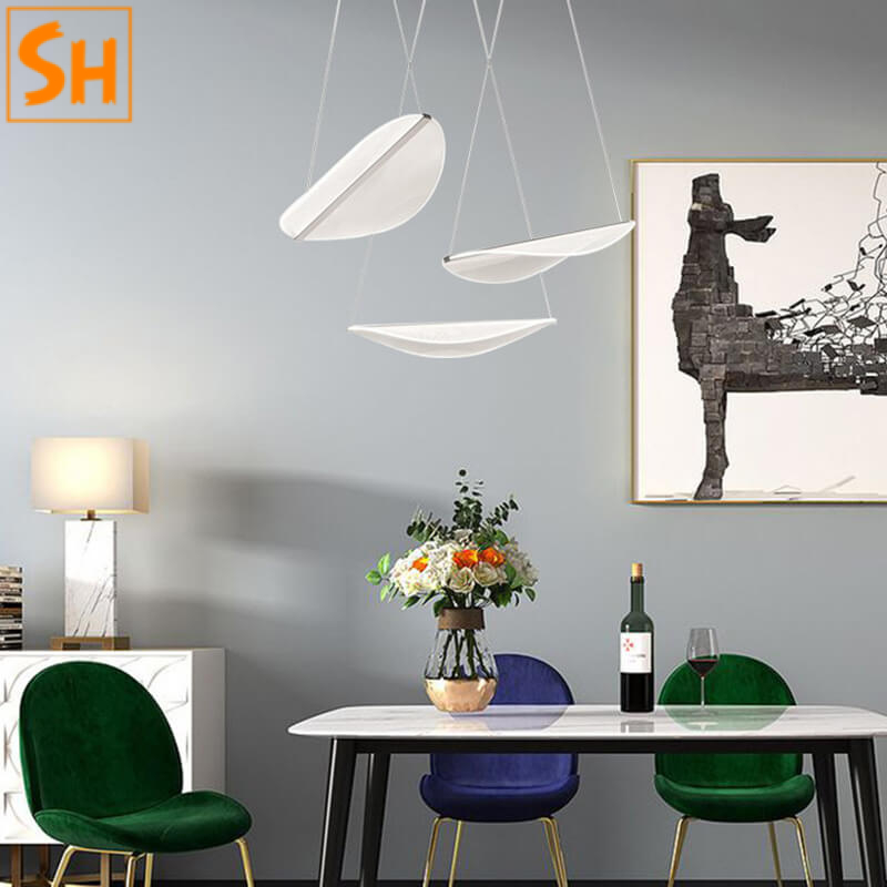 Đèn thả trần acrylic hình chiếc lá rơi sáng tạo RND237