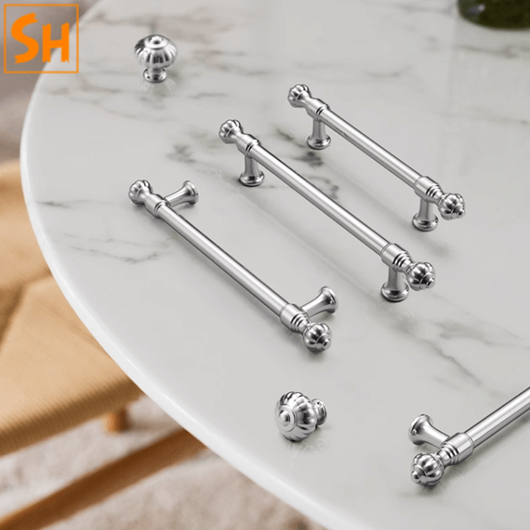 Tay nắm tủ hợp kim kẽm Châu Âu sang trọng SHF7992