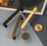 Tay nắm tủ bếp bằng đồng đặc tối giản SH.261220