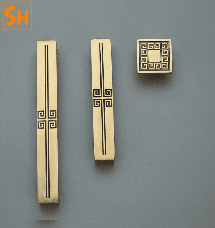 Tay nắm tủ bằng đồng kiểu dáng vuông cạnh cổ điển SH.OK1005 Tay nắm tủ bằng đồng kiểu dáng vuông cạnh cổ điển SH.OK1005