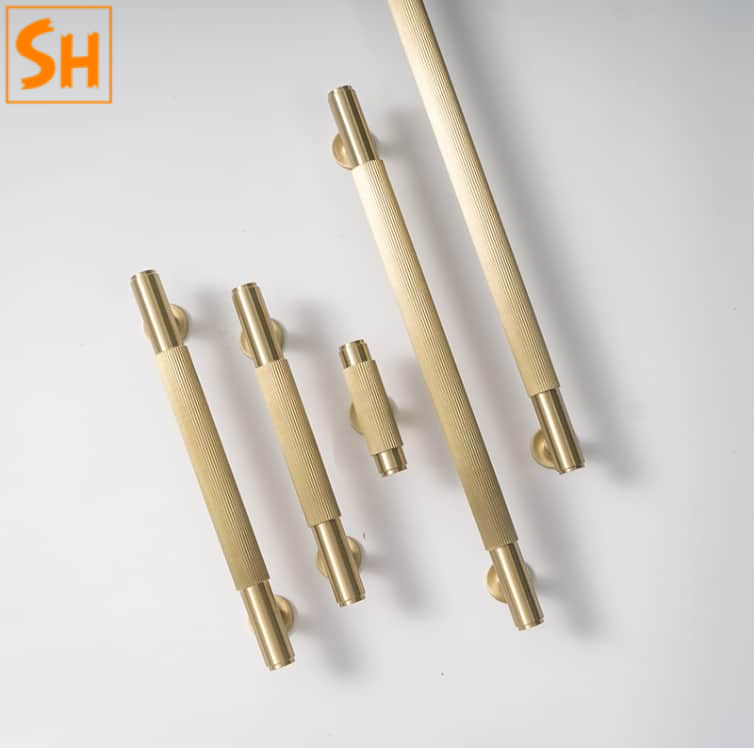 Tay nắm tủ đồng vàng hạng sang SHC4236