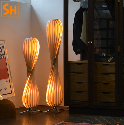 Đèn sàn gỗ xếp ly nghệ thuật cao cấp WK-LY6661