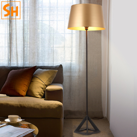 Đèn sàn phòng khách kiểu Mỹ hiện đại HGT0060