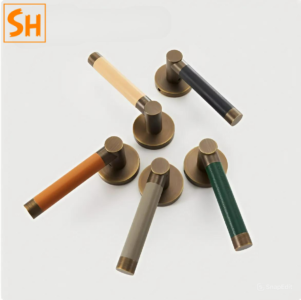 Khóa cửa hiện đại bằng đồng tay da A308B-223