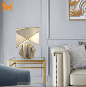 Đèn bàn trang trí hậu hiện đại BZ2581 | Stylehome VN