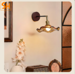 Đèn tường chao thủy tinh hổ phách retro BL1382