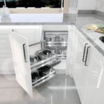 Hệ góc liên hoàn thông minh vách hộp GARIS GCB245L/R toàn cảnh tủ bếp góc