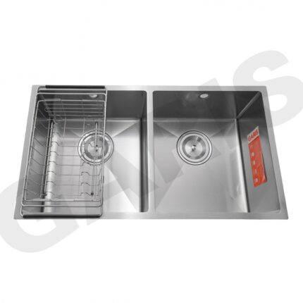 Nhìn từ trên chậu rửa bát 2 hố cân GARIS GSU2180 mỗi hố 375x375mm đáy vát chữ X