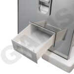 Nút nhấn lấy gạo mặt trước thùng đựng gạo 15kg mặt gương GARIS GRM630