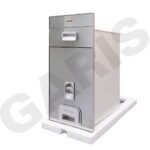 Thùng đựng gạo 15kg mặt gương GARIS MR06.30M lắp thực tế tủ bếp dưới 300mm bắt cố định