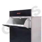 Khay lấy gạo thông số in chìm thùng đựng gạo 15kg mặt kính đen GARIS MRB630