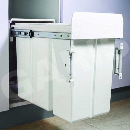 Thùng rác đôi trong tủ nhựa ABS GARIS GWW63 màu trắng 30L góc toàn cảnh