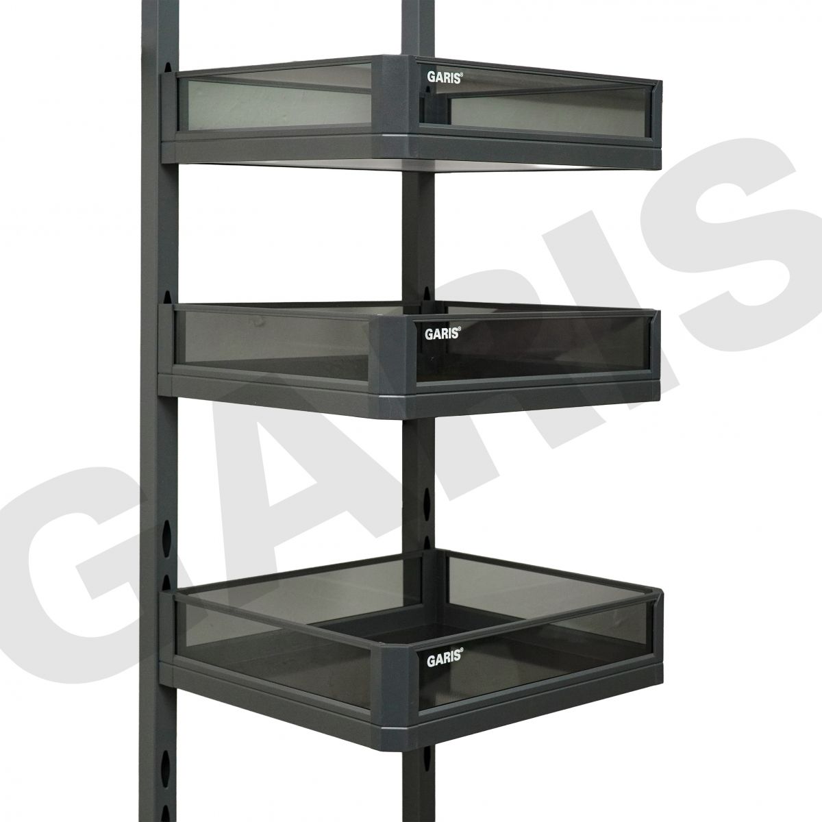 Chi tiết vách kính tối màu bo viền nhôm tủ đồ khô GARIS GSD645