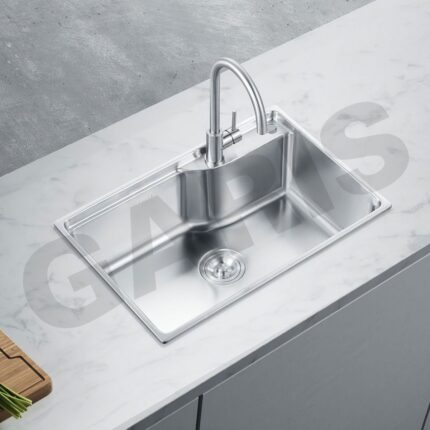 Vòi rửa chén nóng lạnh inox 304 xước mờ GARIS GF5E nhìn tổng thể