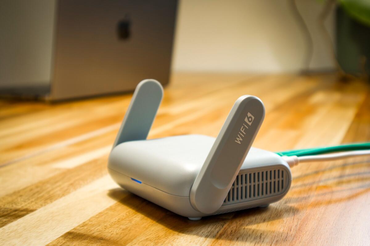 kiểm tra tín hiệu wifi ổn định trước khi lắp đặt phụ kiện thông minh kết nối app