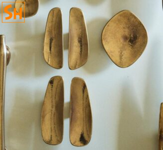 Tay nắm cửa gỗ giả cổ độc đáo A3069 12